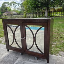 Buffet Console