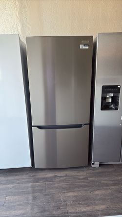 Frigidaire Bottom Freezer Apartment Side