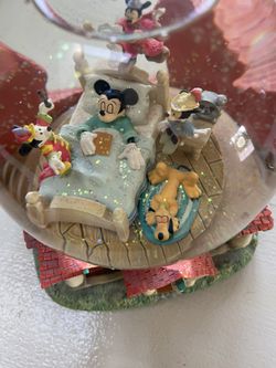 Vintage Musical Snow globe 