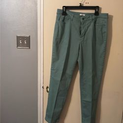 Croft & Barrow -woman Pants - Size 14 
