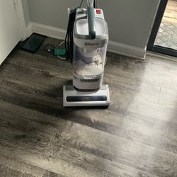 Shark Vacuum 