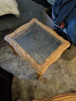 2 Vintage Medium Oak End Tables. 