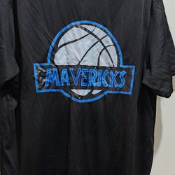 XL Mavericks Basketball Adult Women Tshirt