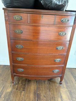1950’s Sheridan Style Dresser