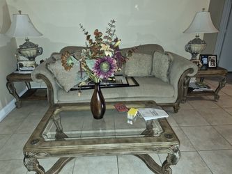 Sofa Set
