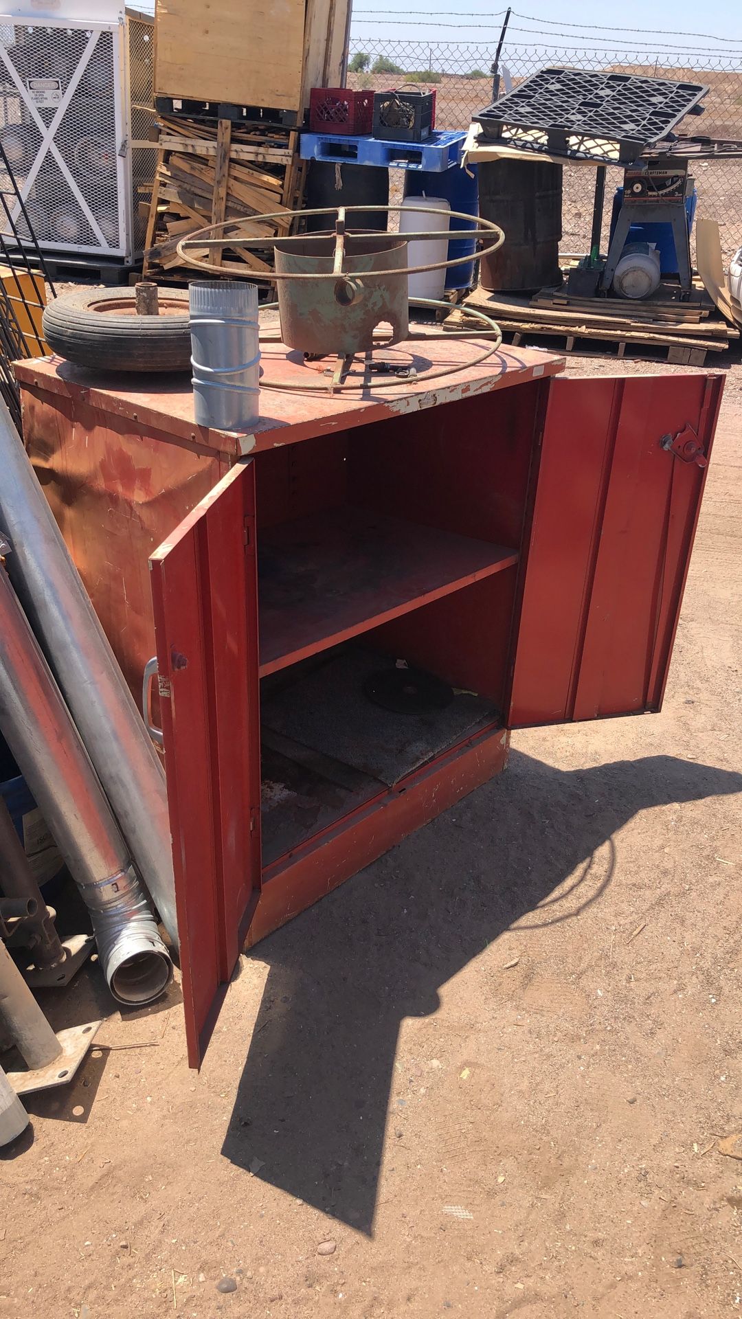 Metal Cabinets Shelves