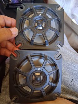 Kicker speakers