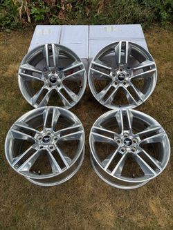 Ford Mustang Polished Aluminum Wheels – Set of 4