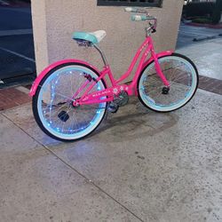 26" Ladies Kulana Cruiser Its A 95 Out Of 100...nesr Perfect Condition