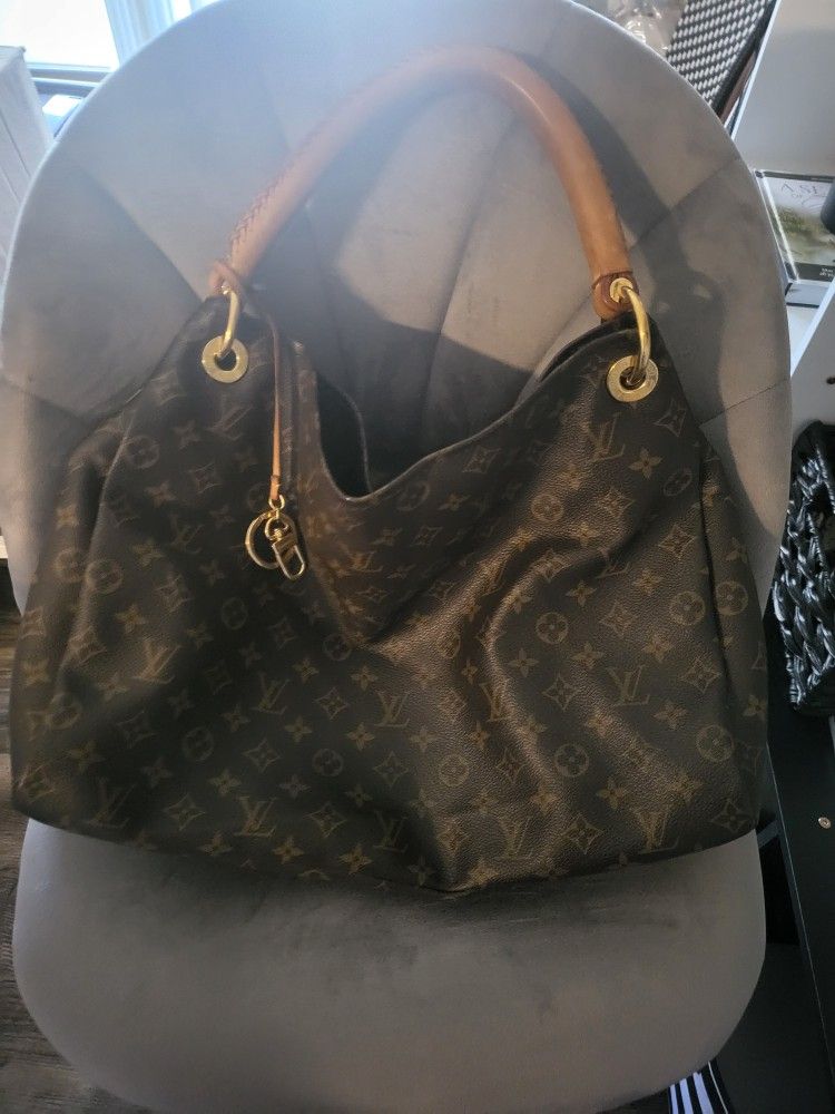 Authentic Louis Vuitton ARTSY MM Monogram 