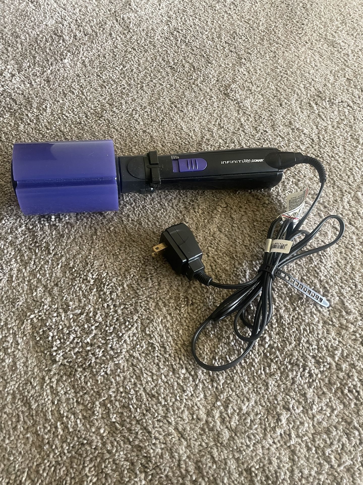 Infinity Pro By Conair (model BC 178 )2–in 1 Spin Air Brush 