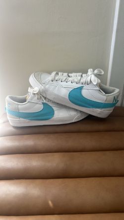 Nike Women's Blazer Low '77 Jumbo shoes