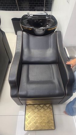 Brand New Salon Shampoo Backwash Station – $500  Professional black & gold shampoo chair with ceramic wash bowl. Brand new, never used.  Includes:  * 