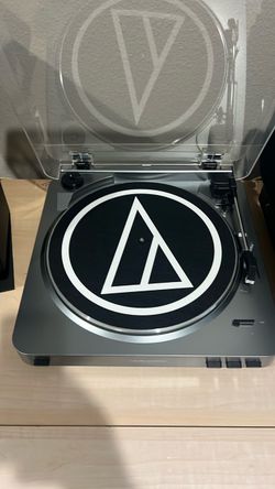 Audio-Technica AT-LP60 Fully Automatic Belt-Drive Stereo Turntable, Silver