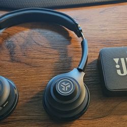 Bluetooth Headset And Speaker