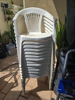 White Plastic Outdoor Stackable Chairs Set