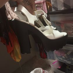 Michael Kors Size 9 Never Worn