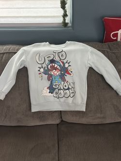 Medium Size 8 Stitch Christmas Sweater