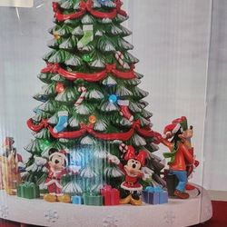 Disney Christmas Tree 🎄