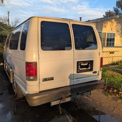Ford E350 Passenger 