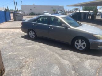 2005 Camry se