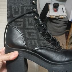 guess ankle boots 