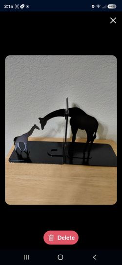 Vintage Black Metal Giraffe Mom with Baby Bookends 7"  X 7"