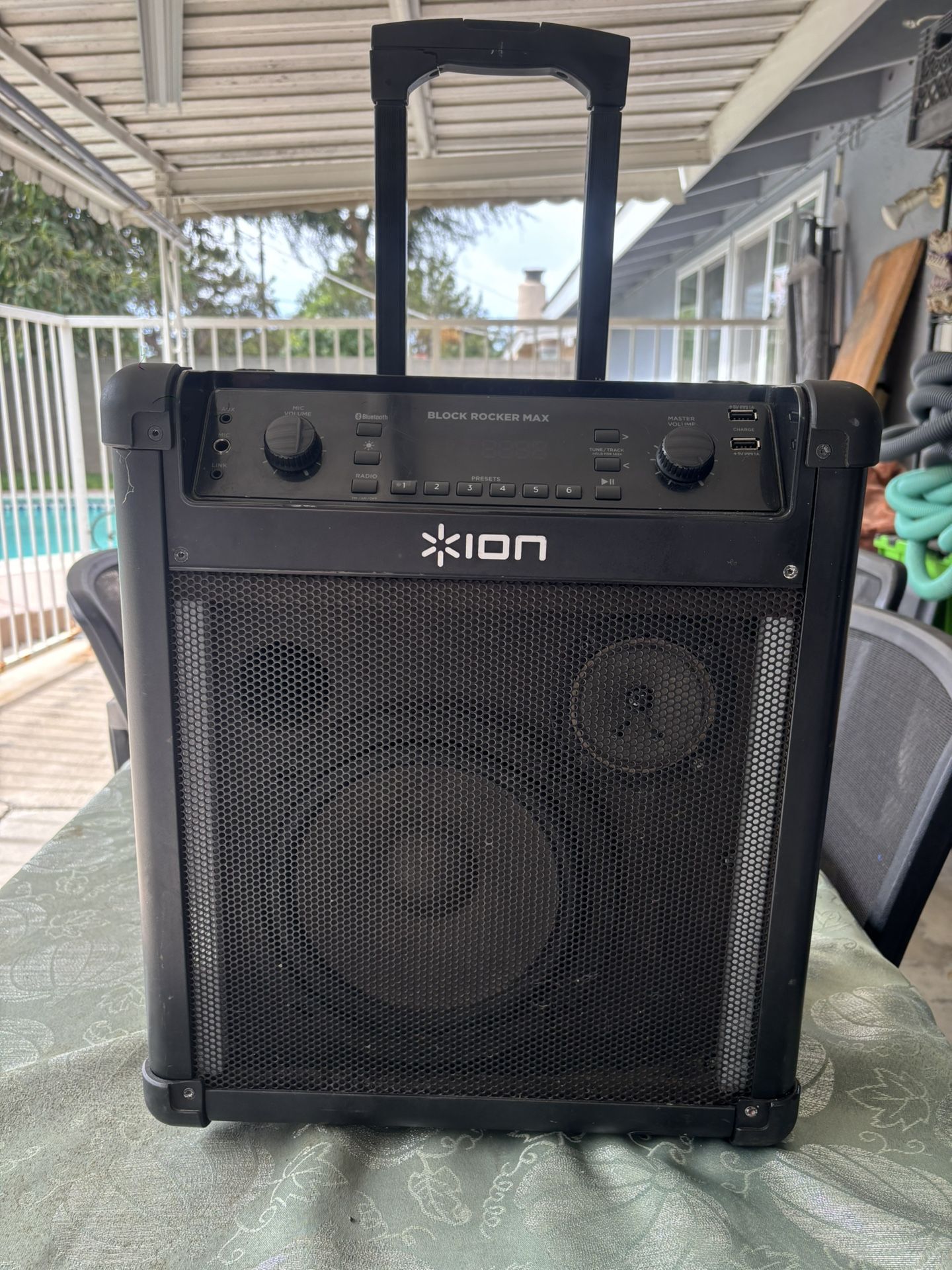 Bluetooth speaker