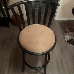 Bar Stool/Nook Swivel Chair