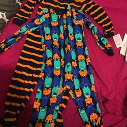 Boys onesie pjs set of 2! Size 4T Brand New