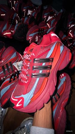 Adidas jellyfish