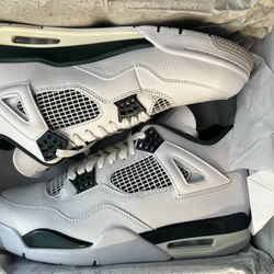 Jordan 4 Sz 11