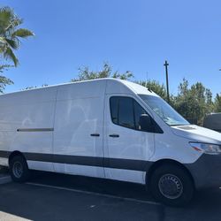 2020 Mercedes-Benz Sprinter Cargo Van