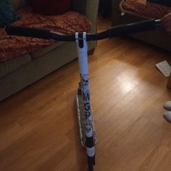  MADD MPG Vx5 Pro Scooter 