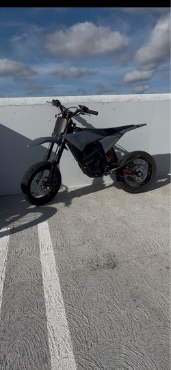 Strike shadow