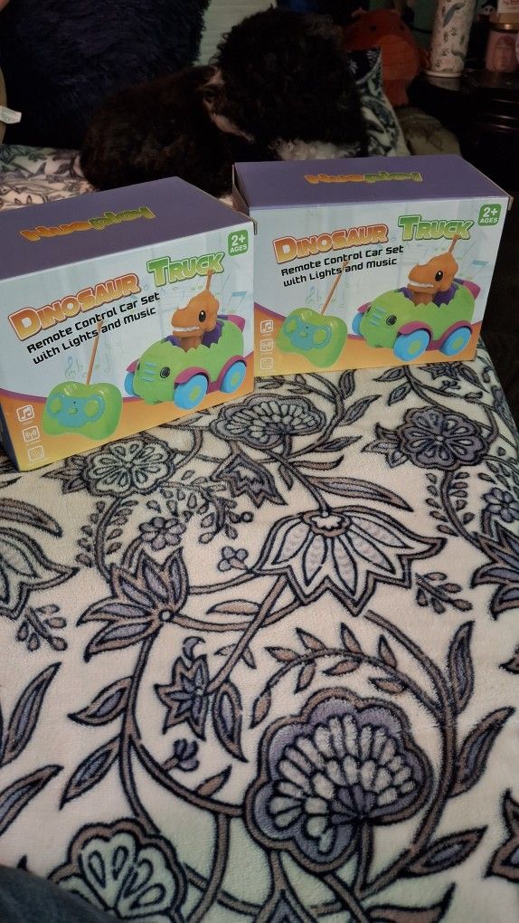 Dinosaur Toy Car Bundle 