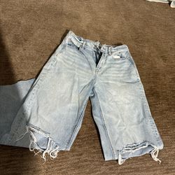 american eagle ripped jeans 