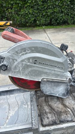 10” Diamondback Wet tile saw