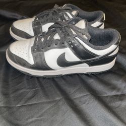 Nike Panda Dunks Women