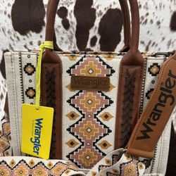 Wrangler Cream Tote 👜 
