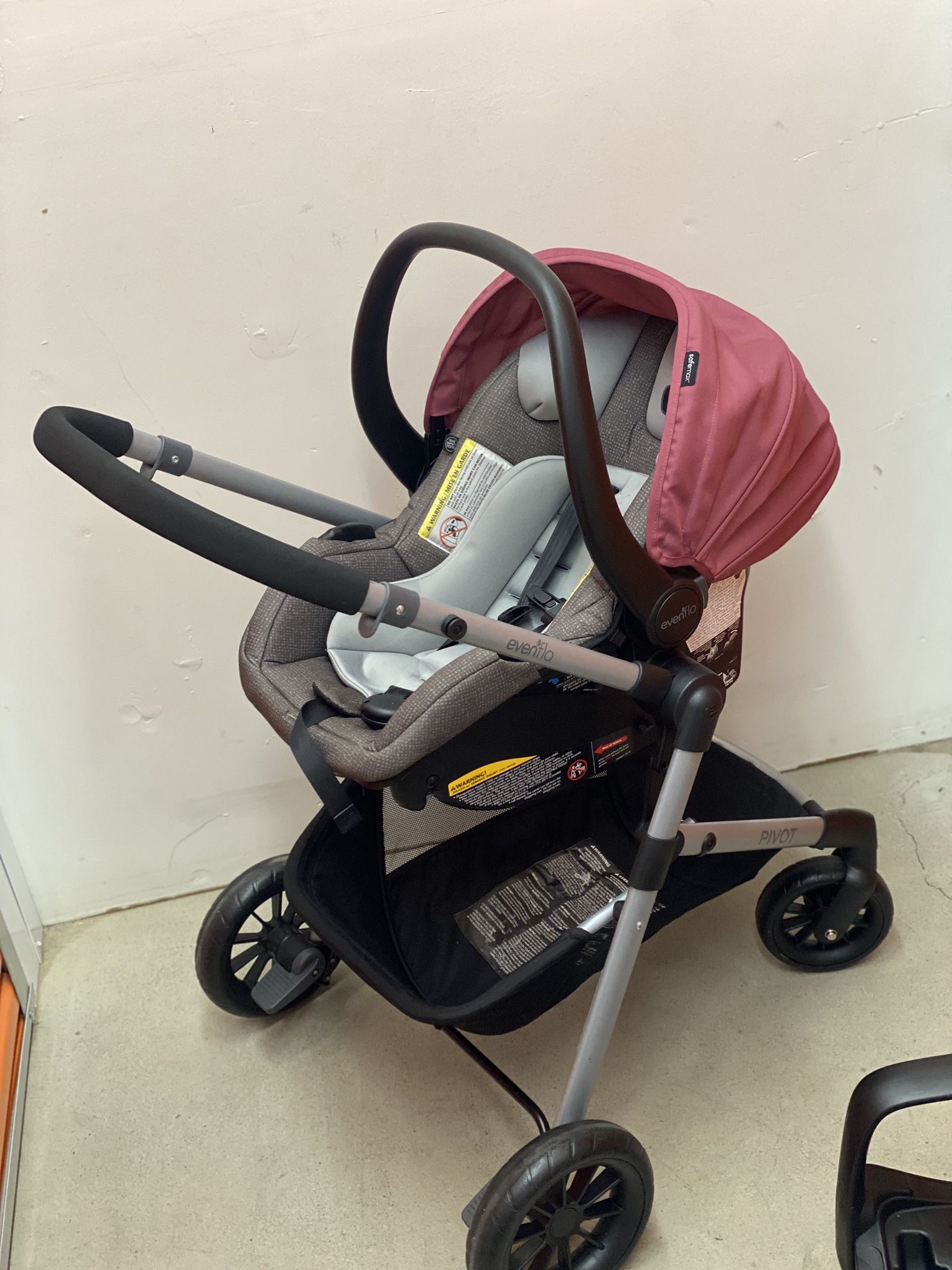 Evenflo Pivot Modular Travel System with LiteMax Infant Car Seat (Dusty Rose Pink)