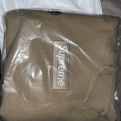 SUPREME BOX LOGO 2023