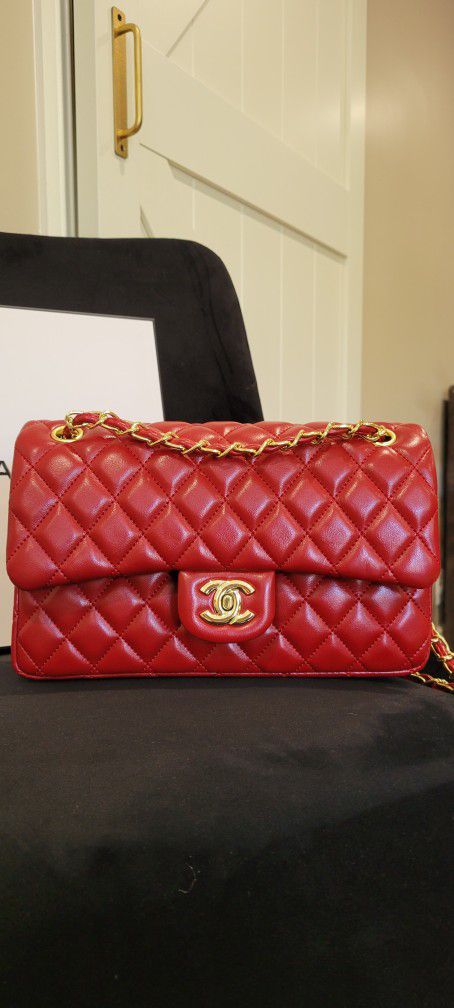 🔥 Women's Luxury Red And Gold Luxury Bag 🔥 