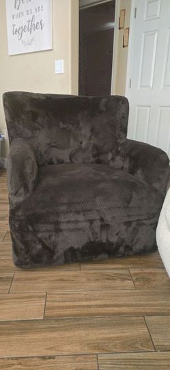 Swivel chair