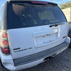 09 Yukon Denali Rear Tailgate Hatch Door 