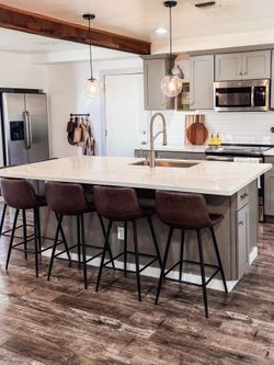 6 Barstools