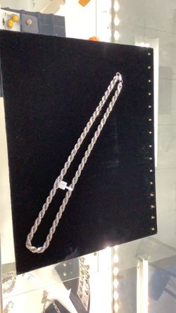 silver rope chain (price available upon request)