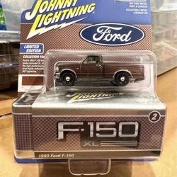 Johnny Lighting 1:64 Scale Diecast Model - 1993 Ford F-150 XL (Medium Mocha Poly) 