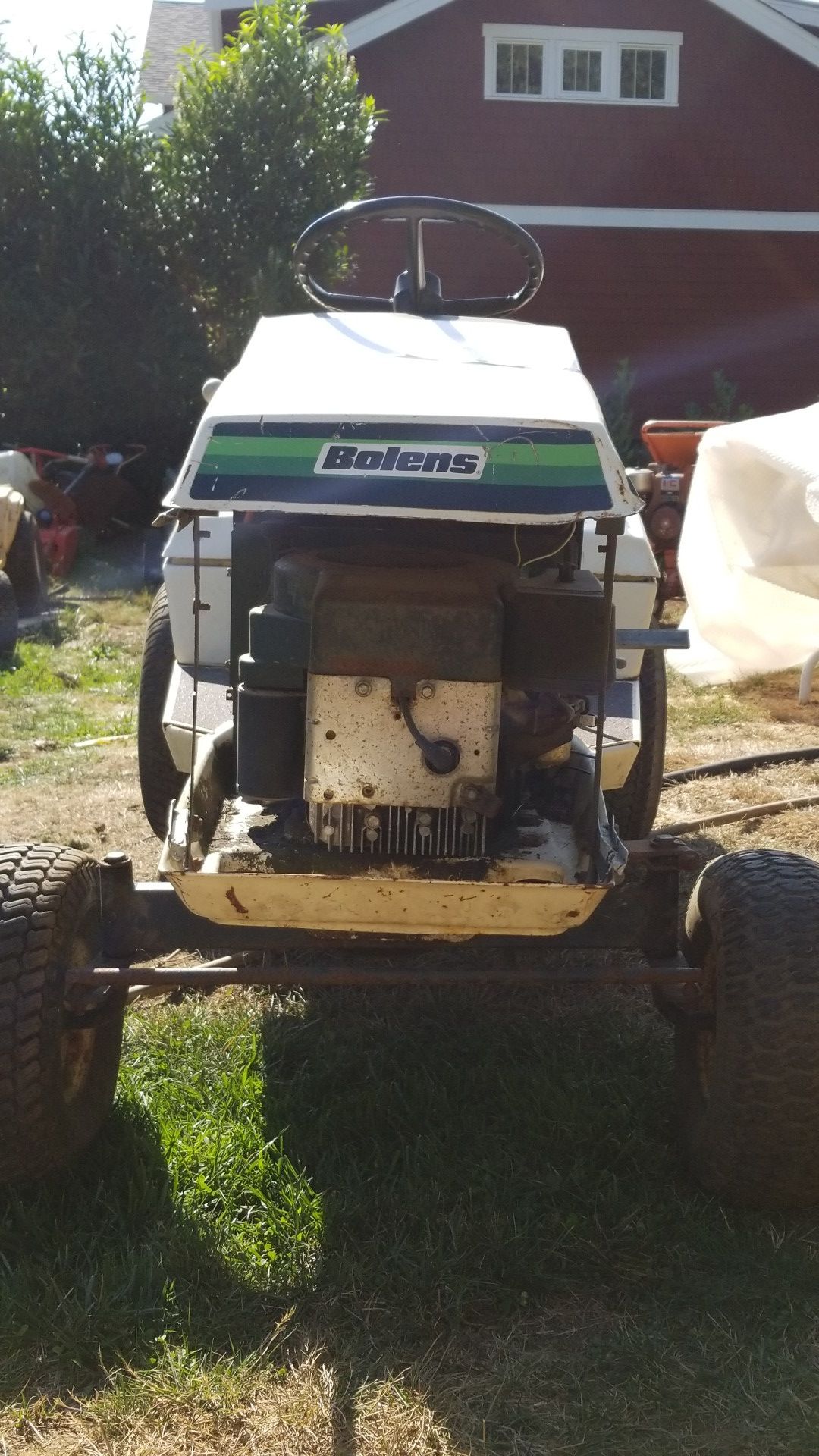 Bolens st120 riding lawn mower