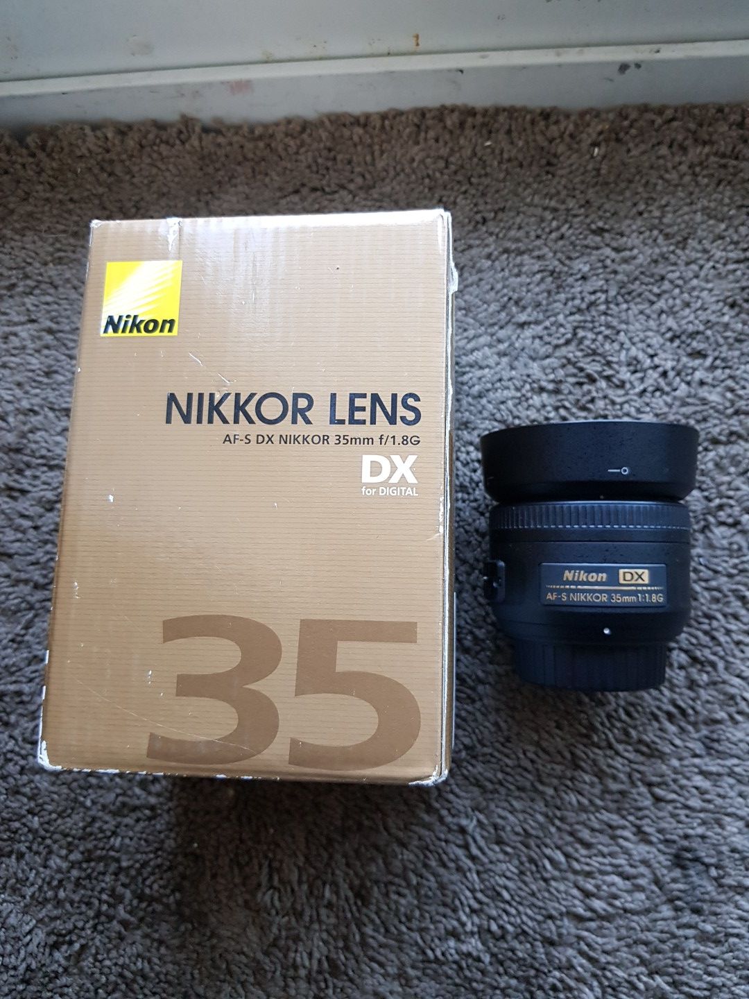 Nikon camera lens 35mm 1.8g